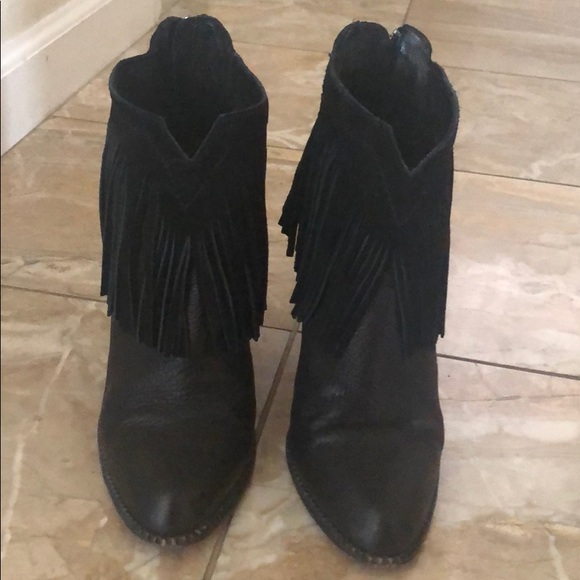 Cynthia Vincent fringe booties - Picture 2 of 5